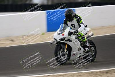 media/Apr-18-2025-TrackDaz (Fri) [[45f5874c44]]/A Group/Session 3 (Turn 6 - Outside)/